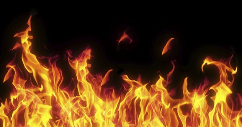 У Запоріжжі під час пожежі врятували двох людей, серед них - 11-річна дівчинка