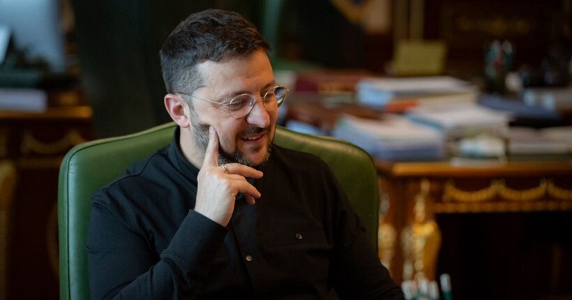 Зеленський запросив новообраного президента Румунії Нікушора Дана до України
