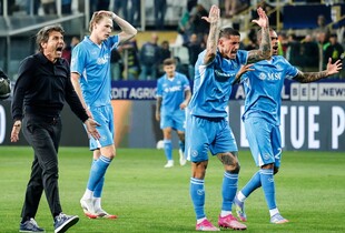 VAR, червоні картки та дубль Педро: 