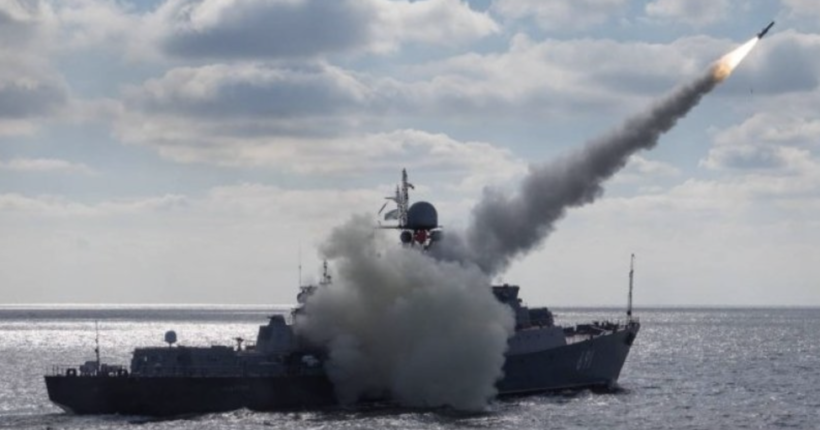 Росія тримає на бойовому чергуванні у Чорному морі 11 кораблів з 40 ракетами