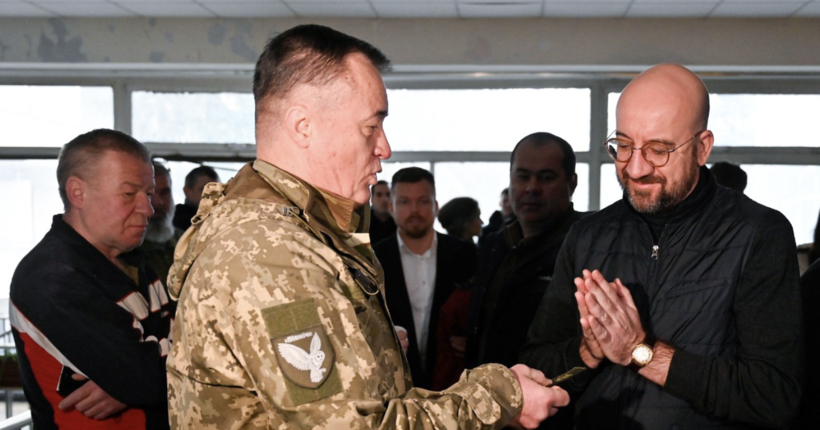 Голова Євроради відвідав українських військових у центрі реабілітації в Києві