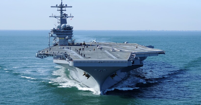 ВМС США надали атомний авіаносець та F-18 для зйомок 