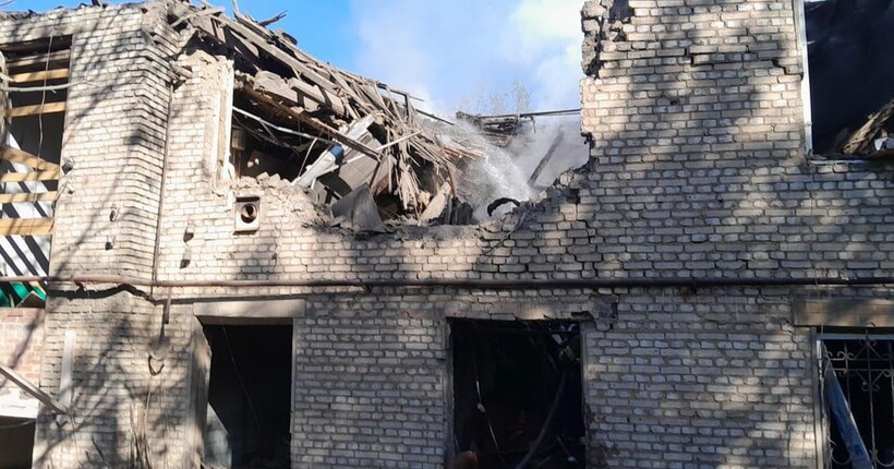 Загарбники обстріляли два райони Донеччини: є загиблі та поранені