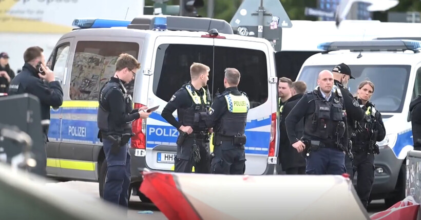 Напад з ножем у Гамбурзі: 18 поранених, поліція затримала жінку