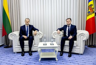 Литва передала Молдові 100 FPV-дронів для зміцнення безпеки