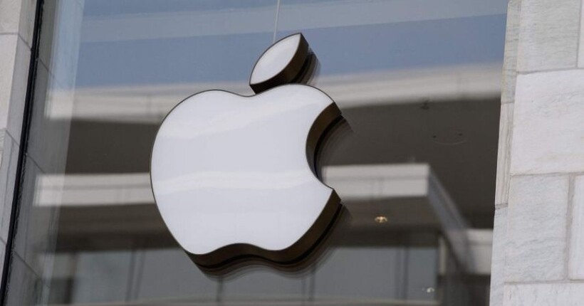 Акції Apple продовжують падіння через загрозу нових мит від Трампа - Bloomberg