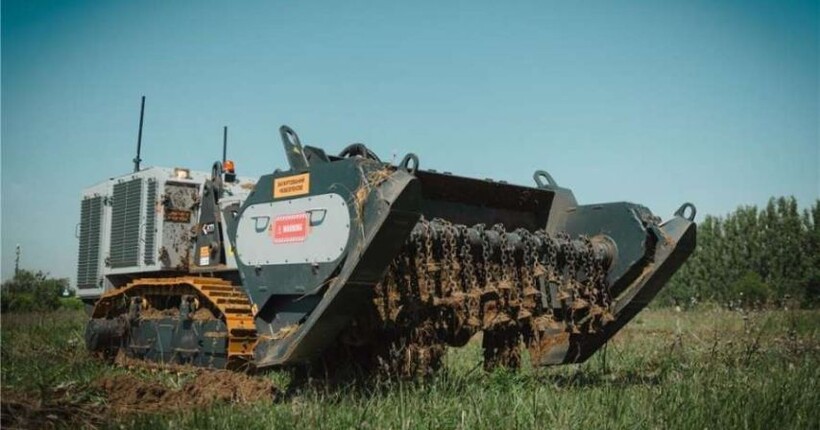 Важкий дистанційний комплекс розміновування “ГАРТ 5100” отримав сертифікацію