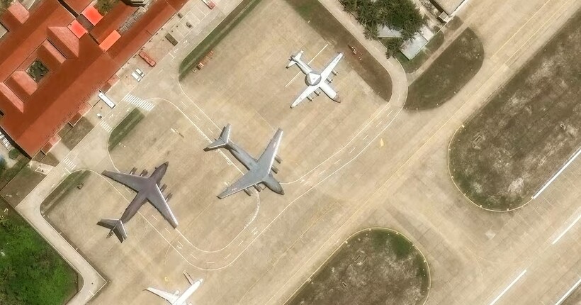 Китай розмістив модернізовані бомбардувальники H-6 у Південно-Китайському морі