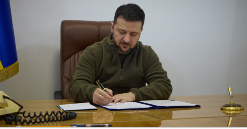 Зеленський нагородив державними відзнаками 865 військовослужбовців