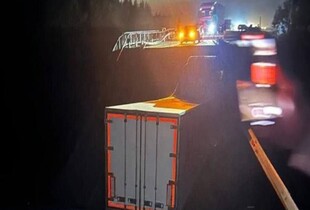 У російському Брянську міст обрушився на потяг: повідомляється про сім загиблих