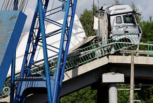 Мостопад в рф: Братчук оцінив вірогідність того, що це зробили самі росіяни