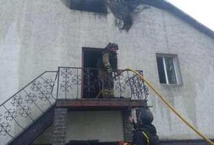 На Житомирщині внаслідок ранкової атаки сталася пожежа на підприємстві