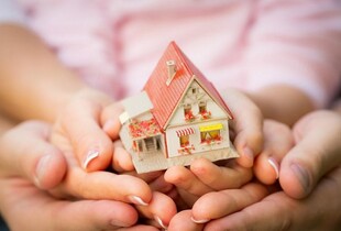 Україна заклала 833 млн гривень на закупівлю житла для дитячих будинків сімейного типу - Добромільський