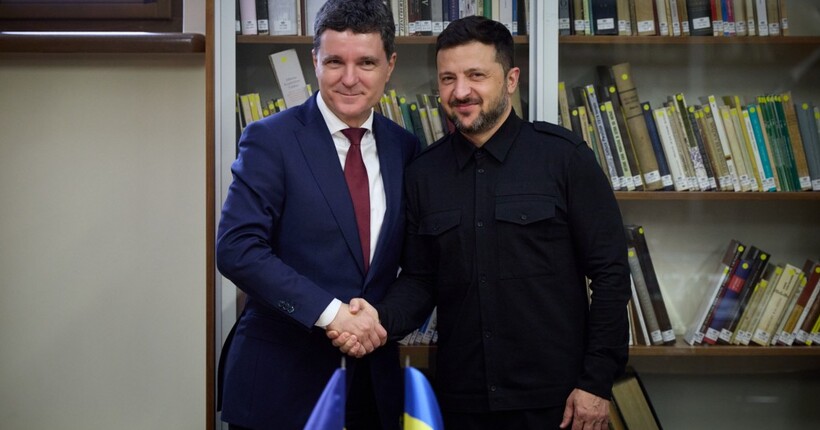 Зеленський вперше зустрівся з новим президентом Румунії 