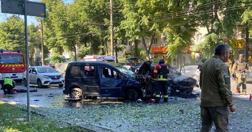 У поліції показали перші хвилини після ворожого удару по Сумах (відео)