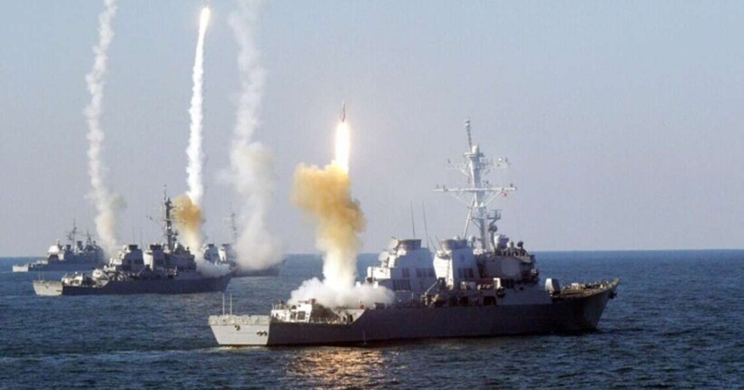 Росіяни вивели в Чорне море корабель з ракетами 