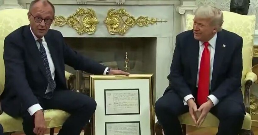 Мерц подарував Трампу копію свідоцтва про народження його діда