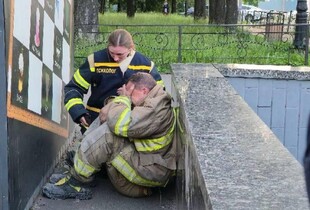 Троє рятувальників загинули під час атаки рф на Київ, ще 20 поранено – МВС