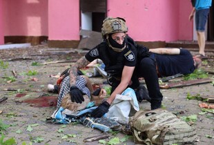 Чергове звіряче вбивство: Зеленський відреагував на обстріл Харкова