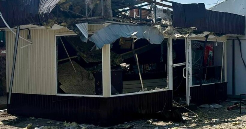 Чотири людини постраждали унаслідок авіаударів по Харківщині: розпочато розслідування 