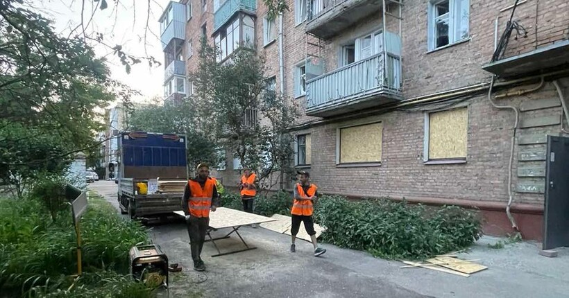 У Харкові після атаки рф пошкоджено понад 90 будівель