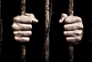 Росіяни масово засуджують українців за "держзраду" на ТОТ і завозять туди своїх - Федоров