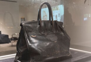 Унікальну сумку Le Birkin Джейн Біркін виставлять на аукціон у Парижі
