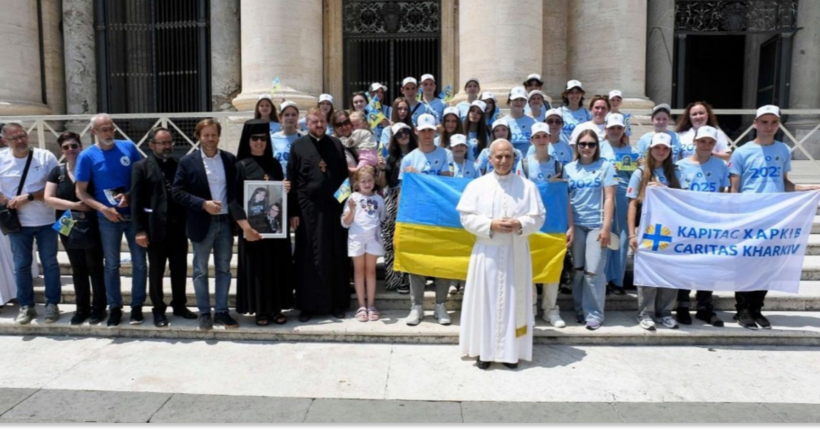 Папа Римський Лев XIV прийняв у Ватикані 32 дітей з Харкова