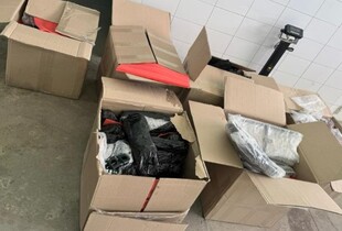 На кордоні з Румунією затримали жінку, яка намагалася вивезти дрони на понад 4 млн грн
