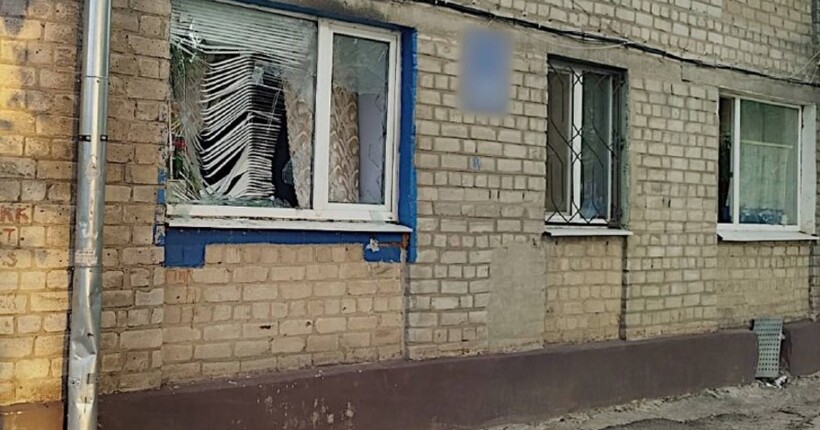 Заліз у квартиру до двох жінок і почав їх бити: у Харкові судитимуть чоловіка
