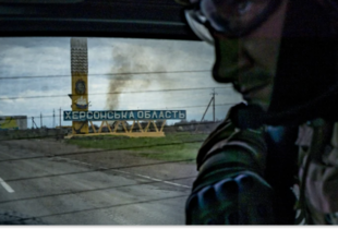 Російські дрони поранили трьох мирних жителів Херсонщини, один у важкому стані
