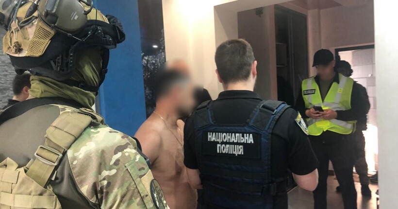 У Кривому Розі поліція викрила злочинну організацію, через дії якої без гарячої води залишилася півміста