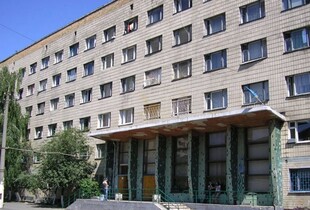 У Києві під час атаки рф пошкоджено гуртожиток авіаційного інституту