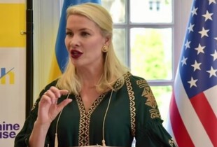Донька Келлога про обстріл Києва: росію треба примушувати до миру санкціями та зброєю