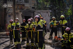 У Києві в житловому будинку після удару рф обрушився проліт на сходах