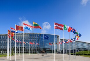 Саміт НАТО в Гаазі скоротили з трьох днів до однієї сесії заради Трампа - FT