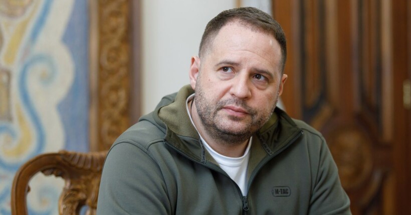 Китай все більше втягується у війну проти України – Єрмак