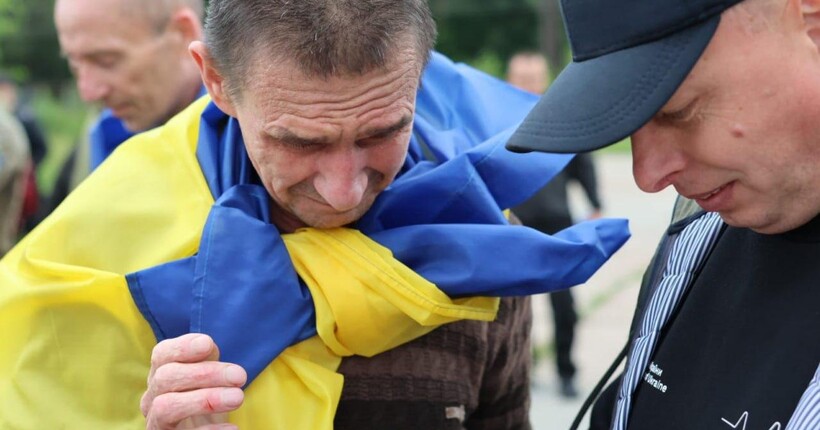 Омбудсман показав щемливі кадри сьогоднішнього повернення додому захисників України