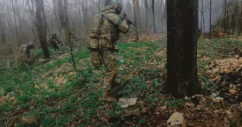 ГУР показало відео штурму позицій рф Російським добровольчим корпусом