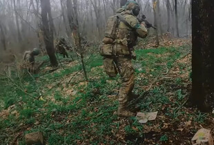 ГУР показало відео штурму позицій рф Російським добровольчим корпусом
