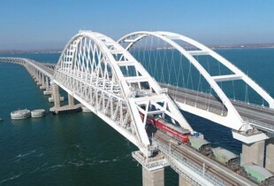 Речник ВМС про стан Кримського мосту - чому там збираються кілометрові затори 