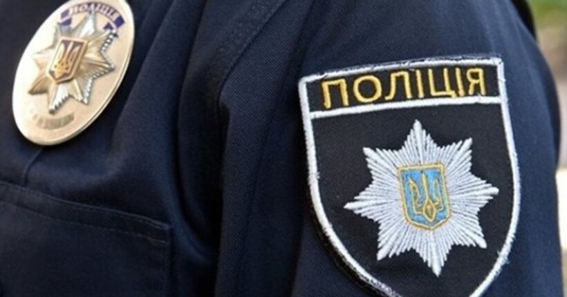 Наругався над могилами у Бучі: чоловіку повідомлено про підозру (фото)
