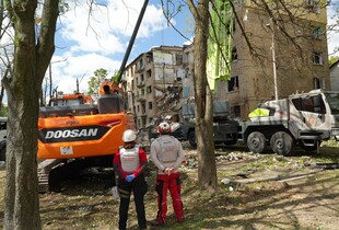 У Києві під завалами можуть перебувати три людини: пошук триває
