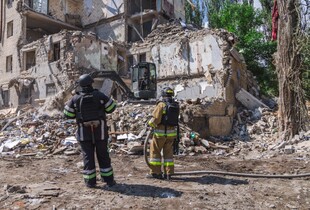 У Краматорську завершили аварійно-рятувальні роботи після російського удару: загинуло п’ятеро людей