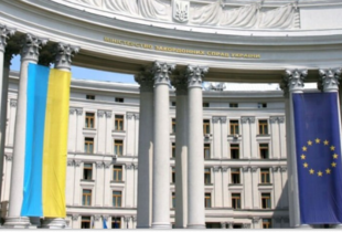 Україна засудила іранський ракетний удар по військовій базі в Катарі