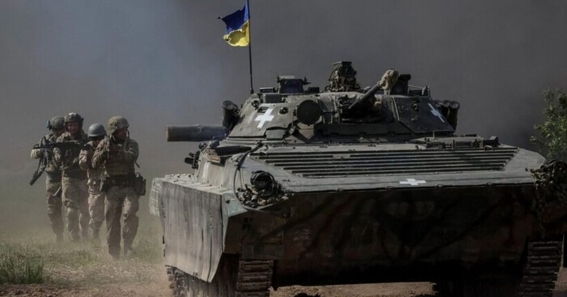 Ворог застосовує тактику піших та 