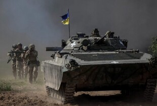 Ворог застосовує тактику піших та 