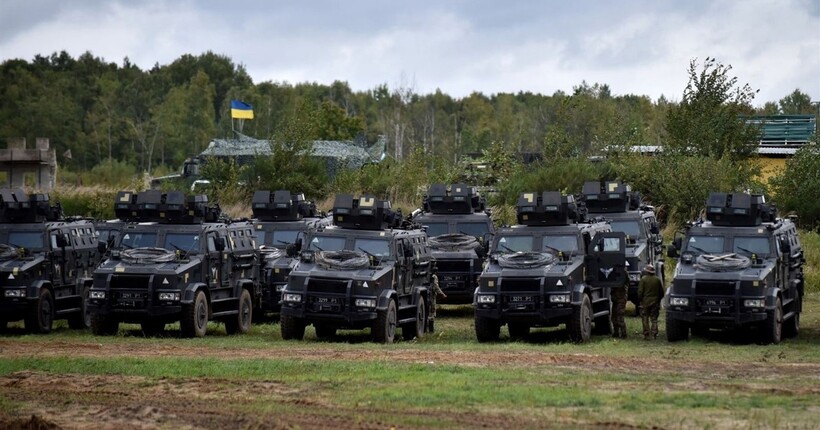 Виробників зброї в Україні можуть звільнити від податків на 10 років – Арахамія