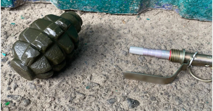 У Харкові чоловік погрожував підірвати гранату після сварки в торговельному центрі