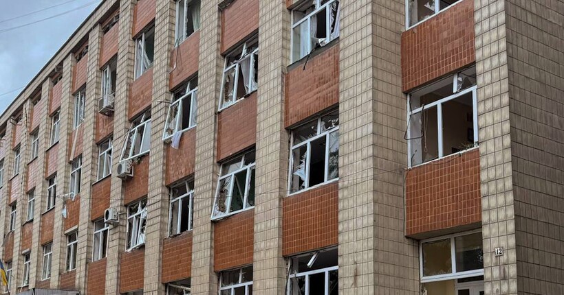 На Сумщині через атаку рф пошкоджені адміністративні та приватні будівлі